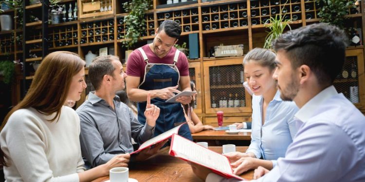 La experiencia del cliente: factor determinante en el sector servicios