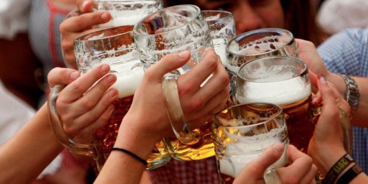 VALORACIÓN, EMOCIONES Y SENTIDOS DEL CONSUMO DE LAS CERVEZAS